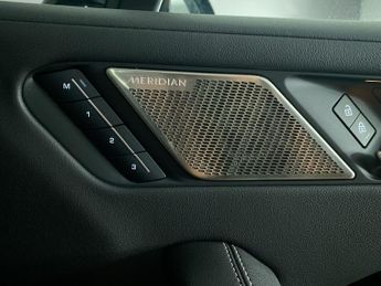 JAGUAR I-PACE 400 90kWh R-Dynamic SE Black SUV 5dr Electric Auto 4WD (400 ps)