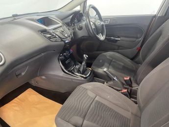 FORD FIESTA 1.0T EcoBoost Zetec Hatchback 5dr Petrol Manual Euro 5 (s/s) (10