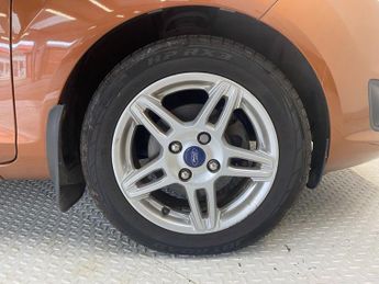 FORD FIESTA 1.0T EcoBoost Zetec Hatchback 5dr Petrol Manual Euro 5 (s/s) (10