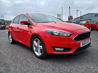 Ford Focus 1.0T EcoBoost Zetec Hatchback 5dr Petrol Manual Euro 6 (s/s) (12