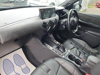 DS AUTOMOBILES DS 3 CROSSBACK E-TENSE 50kWh Ultra Prestige Crossback 5dr Electric Auto (136 ps