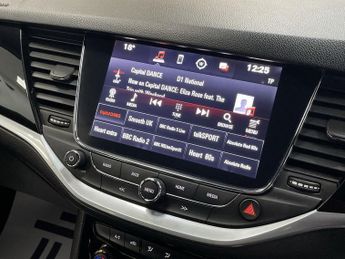 VAUXHALL ASTRA 1.4i Turbo SRi Nav Hatchback 5dr Petrol Auto Euro 6 (s/s) (150 p