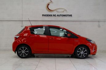TOYOTA YARIS 1.5 VVT-h Icon Tech Hatchback 5dr Petrol Hybrid E-CVT Euro 6 (s/