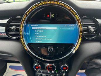 MINI Electric Hatch Cooper SE 32.6kWh Level 2 Hatchback 3dr Electric Auto (184 ps)