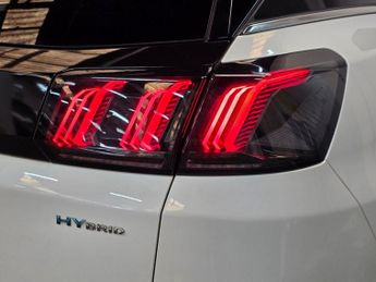 PEUGEOT 3008 1.6 13.2kWh GT SUV 5dr Petrol Plug-in Hybrid e-EAT Euro 6 (s/s) 