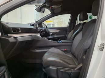 PEUGEOT 3008 1.6 13.2kWh GT SUV 5dr Petrol Plug-in Hybrid e-EAT Euro 6 (s/s)