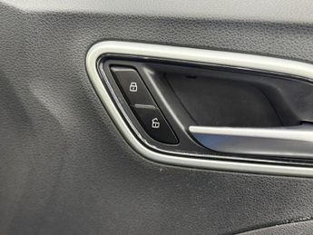 MG MG ZS 1.0 T-GDI Exclusive SUV 5dr Petrol Auto Euro 6 (111 ps)