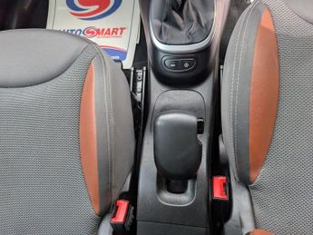 FIAT 500L 1.3 MultiJet Trekking MPV 5dr Diesel Dualogic Euro 5 (s/s) (85 b