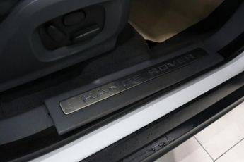 LAND ROVER RANGE ROVER EVOQUE 2.2 SD4 Dynamic LUX SUV 5dr Diesel Auto 4WD Euro 5 (190 ps)