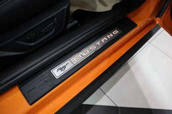 FORD MUSTANG 5.0 V8 GT Fastback 2dr Petrol SelShift Euro 6 (450 ps)