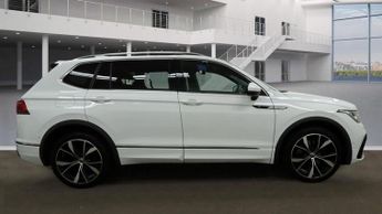VOLKSWAGEN TIGUAN ALLSPACE 2.0 TDI R-Line SUV 5dr Diesel DSG 4Motion Euro 6 (s/s) (200 ps)