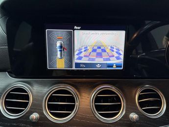 MERCEDES-BENZ E-CLASS 2.0 E220d AMG Line Estate 5dr Diesel G-Tronic+ Euro 6 (s/s) (194