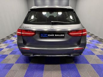 MERCEDES-BENZ E-CLASS 2.0 E220d AMG Line Estate 5dr Diesel G-Tronic+ Euro 6 (s/s) (194