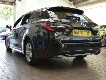 TOYOTA COROLLA 2.0 VVT-h GPF Icon Tech Touring Sports 5dr Petrol Hybrid CVT Eur