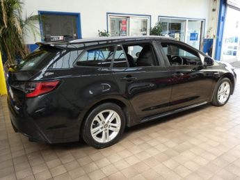 TOYOTA COROLLA 2.0 VVT-h GPF Icon Tech Touring Sports 5dr Petrol Hybrid CVT Eur