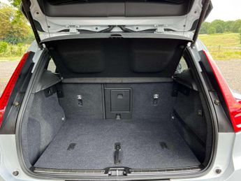 VOLVO XC40 2.0 XC40 Inscription Pro T4 Auto 5dr