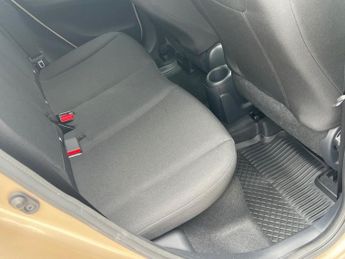 TOYOTA AYGO X 1.0 VVT-i Edge Hatchback 5dr Petrol x-shift Euro 6 (s/s) (72 ps)