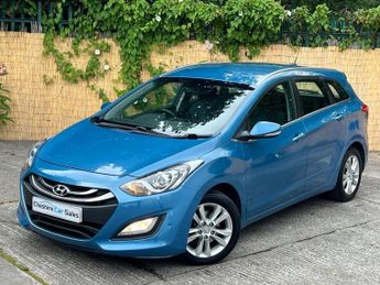 Hyundai I30 1.6 CRDi Blue Drive Style Nav Tourer 5dr Diesel Manual Euro 5 (s