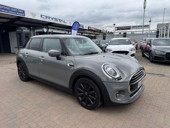 MINI Hatch 1.5 Cooper Classic Hatchback 5dr Petrol Manual Euro 6 (s/s) (136
