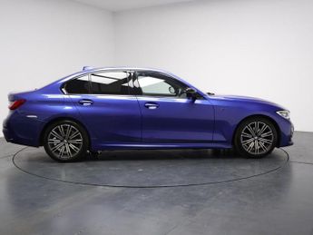 BMW 3 SERIES 2.0 320d M Sport Saloon 4dr Diesel Auto Euro 6 (s/s) (190 ps)