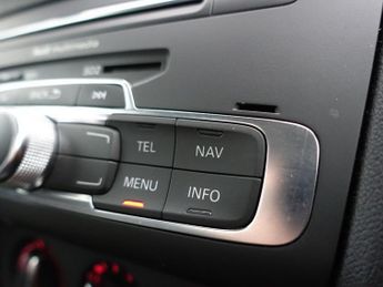 AUDI A1 1.0 TFSI Sport Hatchback 3dr Petrol S Tronic Euro 6 (s/s) (Nav) 