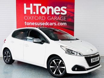 Peugeot 208 1.2 PureTech Allure Premium Hatchback 5dr Petrol Manual Euro 6 (