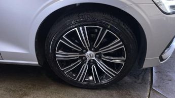 VOLVO V60 2.0 D3 Inscription Estate 5dr Diesel Auto Euro 6 (s/s) (150 ps)