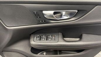VOLVO V60 2.0 D3 Inscription Estate 5dr Diesel Auto Euro 6 (s/s) (150 ps)