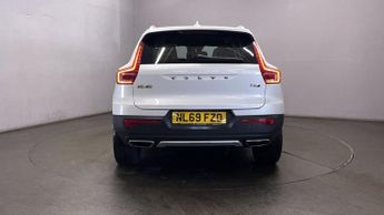 VOLVO XC40 2.0 T4 Inscription SUV 5dr Petrol Auto AWD Euro 6 (s/s) (190 ps)