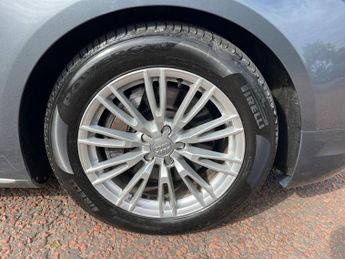 AUDI A8 3.0 TDI V6 SE Executive Saloon 4dr Diesel Tiptronic quattro Euro