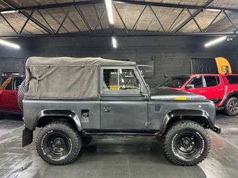 LAND ROVER DEFENDER 90 300 Tdi Pick Up Soft Top Conversion 