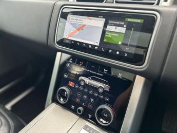 LAND ROVER RANGE ROVER 3.0 SD V6 Autobiography SUV 5dr Diesel Auto 4WD Euro 6 (s/s) (27