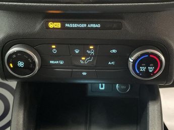 FORD FOCUS 1.0T EcoBoost ST-Line Hatchback 5dr Petrol Manual Euro 6 (s/s) (