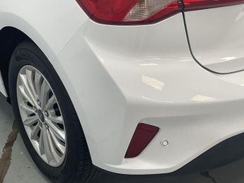 FORD FOCUS 1.0T EcoBoost Titanium Hatchback 5dr Petrol Manual Euro 6 (s/s) 