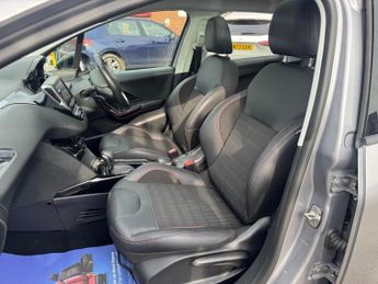 PEUGEOT 2008 1.2 PureTech GT Line SUV 5dr Petrol EAT Euro 6 (s/s) (110 ps)