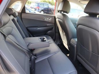 HYUNDAI KONA 64kWh Premium SE SUV 5dr Electric Auto (204 ps)