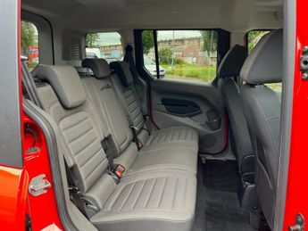 FORD TOURNEO CONNECT 1.5 EcoBlue Titanium MPV 5dr Diesel Auto Euro 6 (s/s) (120 ps)