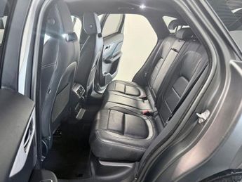 JAGUAR F-PACE 2.0 P250i R-Sport SUV 5dr Petrol Auto AWD Euro 6 (s/s) (250 ps)