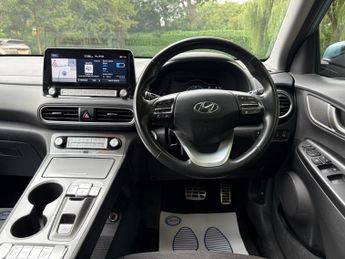 HYUNDAI KONA 64kWh Premium SUV 5dr Electric Auto (7kW Charger) (204 ps)