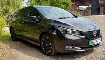 NISSAN LEAF 110KW N-CONNECTA  39 KWh AUTOMATIC  ELECTRIC 5 DOOR 