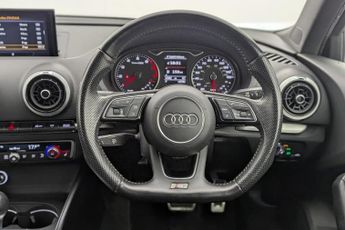 AUDI A3 1.5 TFSI CoD Black Edition Sportback 5dr Petrol S Tronic Euro 6 