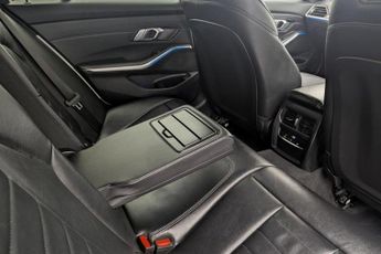 BMW 3 SERIES 2.0 330e 12kWh Sport Pro Touring 5dr Petrol Plug-in Hybrid Auto 
