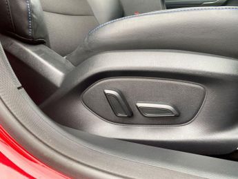 MG Mg4 64kWh Trophy Long Range Hatchback 5dr Electric Auto (203 ps)