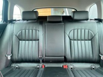 SKODA SUPERB 1.4 TSI iV 13kWh SE L Estate 5dr Petrol Plug-in Hybrid DSG Euro 