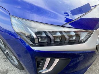HYUNDAI IONIQ 1.6 h-GDi 8.9kWh Premium SE Hatchback 5dr Petrol Plug-in Hybrid 