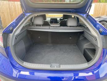 HYUNDAI IONIQ 1.6 h-GDi 8.9kWh Premium SE Hatchback 5dr Petrol Plug-in Hybrid 