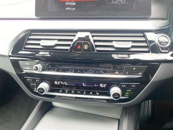 BMW 5 SERIES 2.0 520d M Sport Touring 5dr Diesel Auto Euro 6 (s/s) (190 ps)