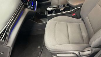 HYUNDAI IONIQ 38.3kWh Premium Hatchback 5dr Electric Auto (136 ps)