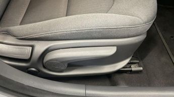 HYUNDAI IONIQ 38.3kWh Premium Hatchback 5dr Electric Auto (136 ps)
