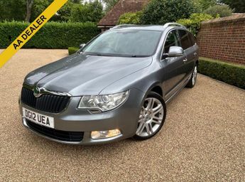 Skoda Superb 2.0 TDI Elegance Estate 5dr Diesel Manual Euro 5 (170 ps)